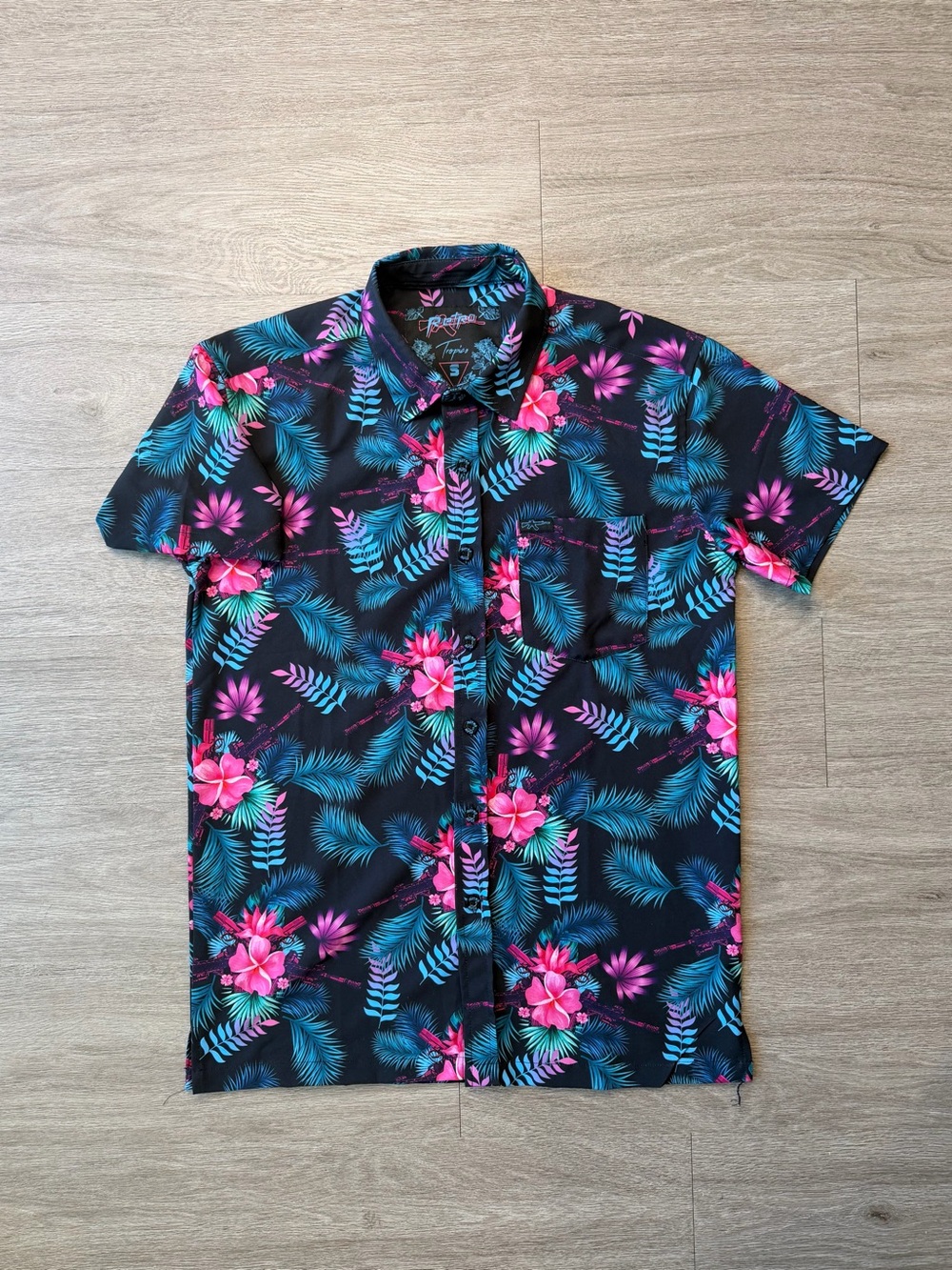 Retro Rifle Tropics Button Up - Picture 1 of 6